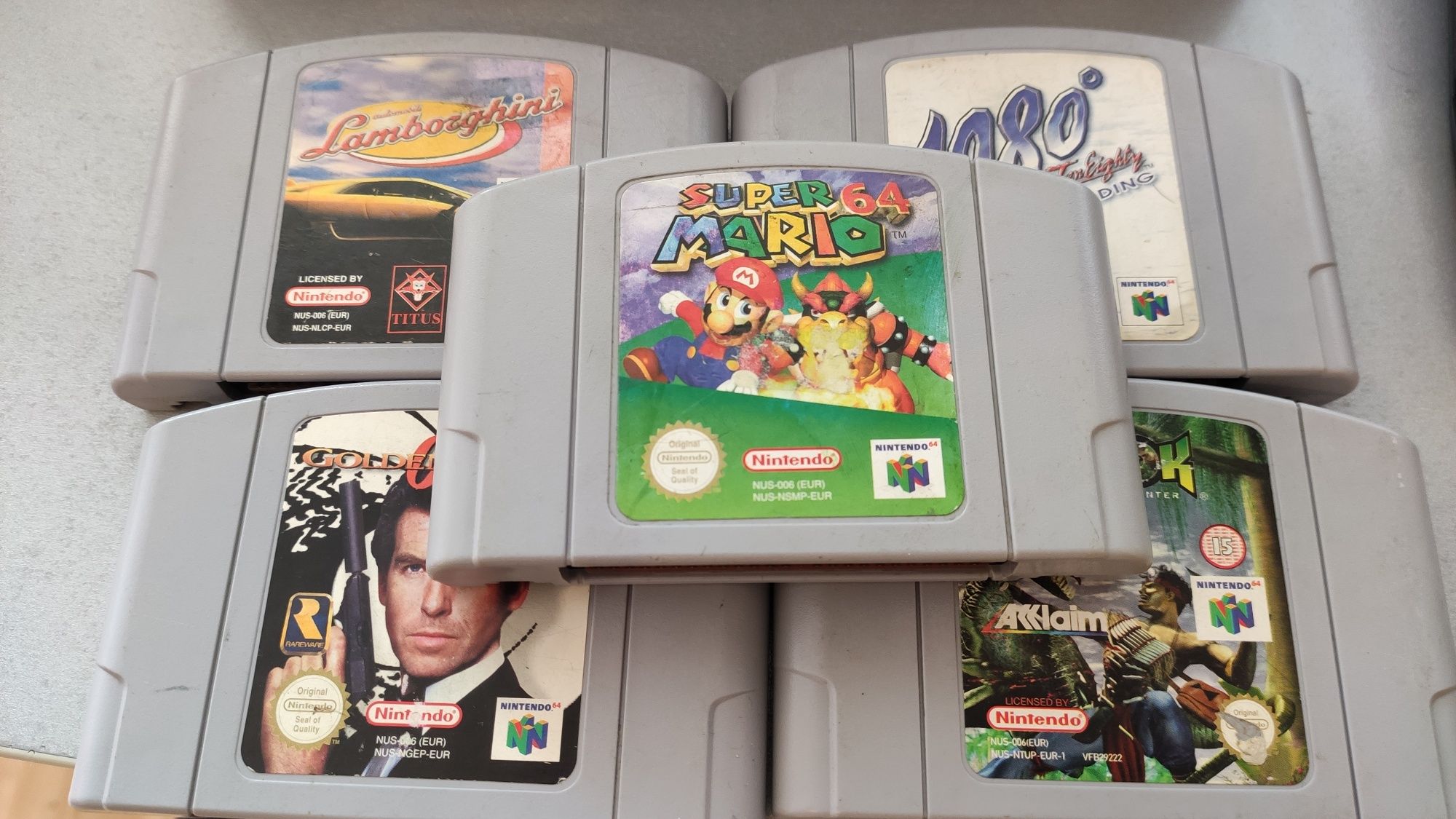Nintendo 64 + 8 игри + всичко необходимо за игра