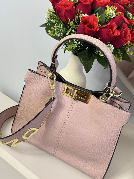 Женская сумка фенди