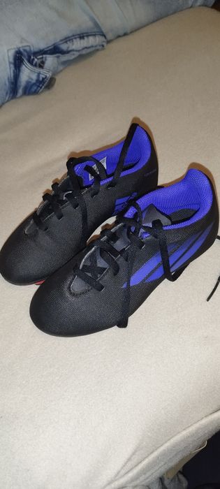 Оригинални бутонки Адидас