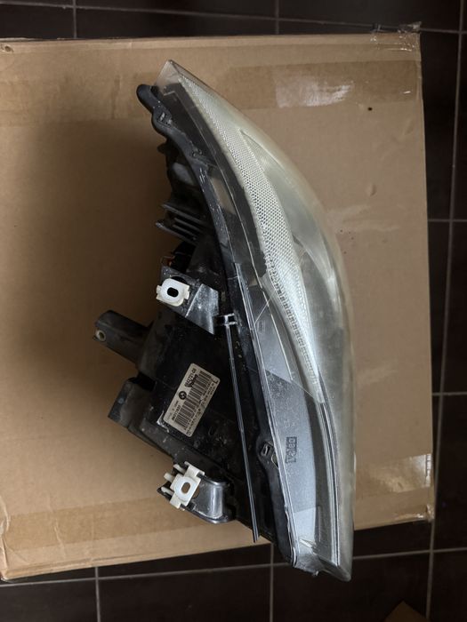 Фарове за BMW e90