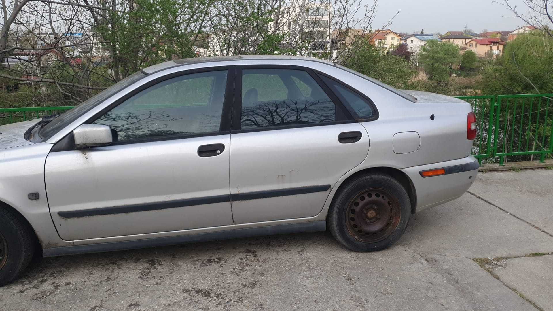 Volvo S40, 1.9TDI, model 2002, unic proprietar, 140.000km