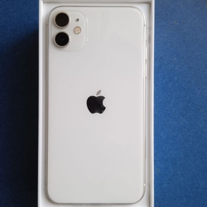 Айфон 11, 90000тг, 128гб.