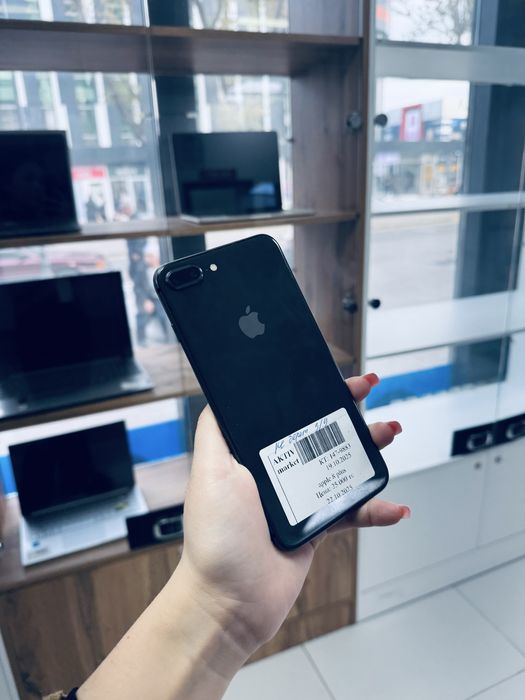 iPhone 8 plus  64Gb/75% от Актив Маркет
