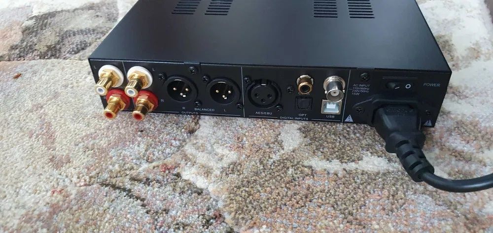 DAC / preamplificator Emotiva DC-1 Stealth