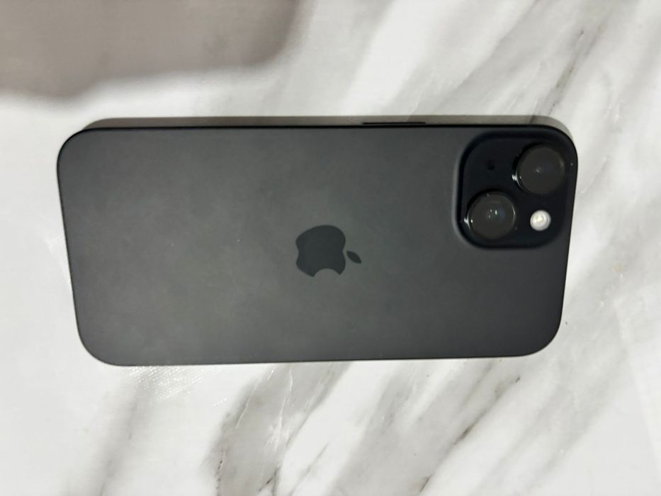 Продам iPhone 15