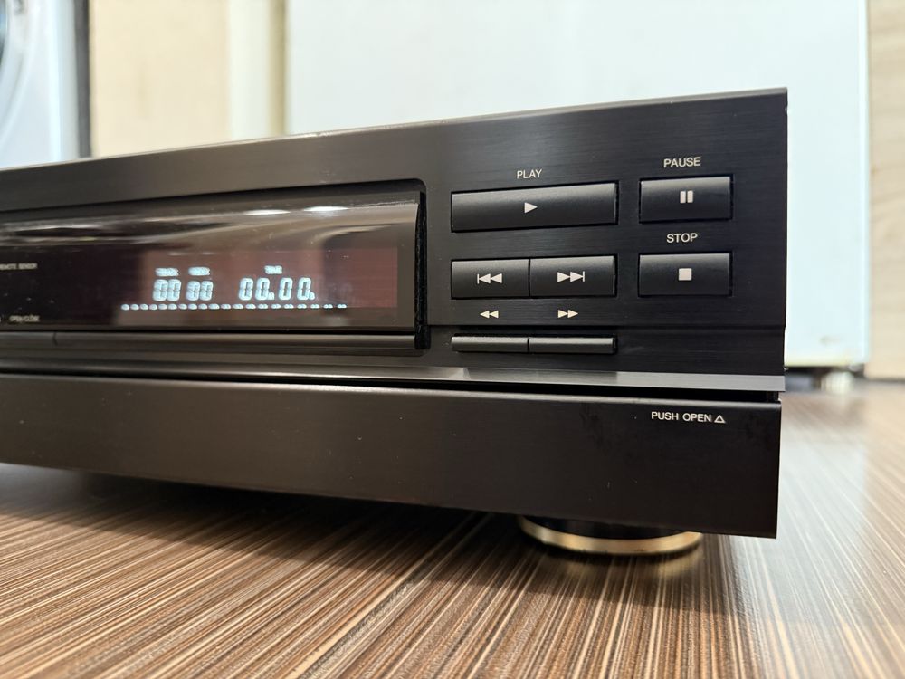 Denon DCD-2560 качествен Player
