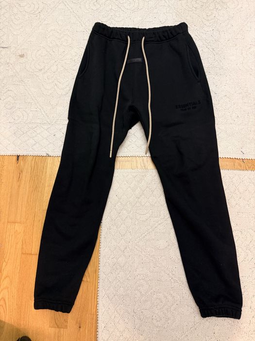 Панталон/sweatpants Essentials