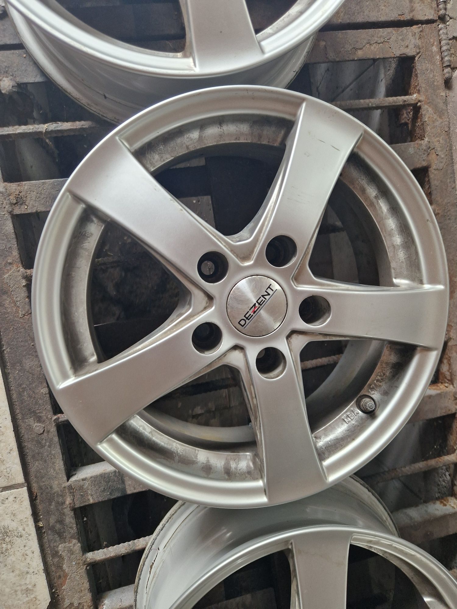 Jante aliaj Dezent 5x114.3 r15   Renault Fluence Laguna3