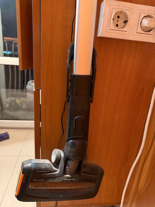 Безкабелна прахосмукачка Philips SpeedPro Aqua 3in1 FC6729/01 - 100 лв