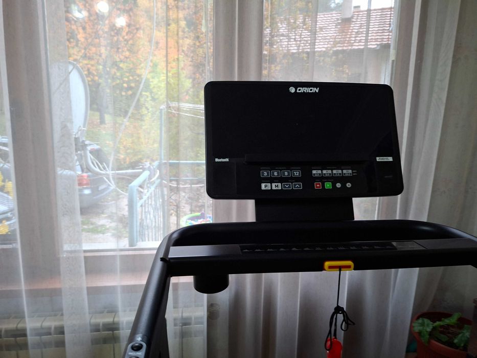 Бягаща пътека ORION A400