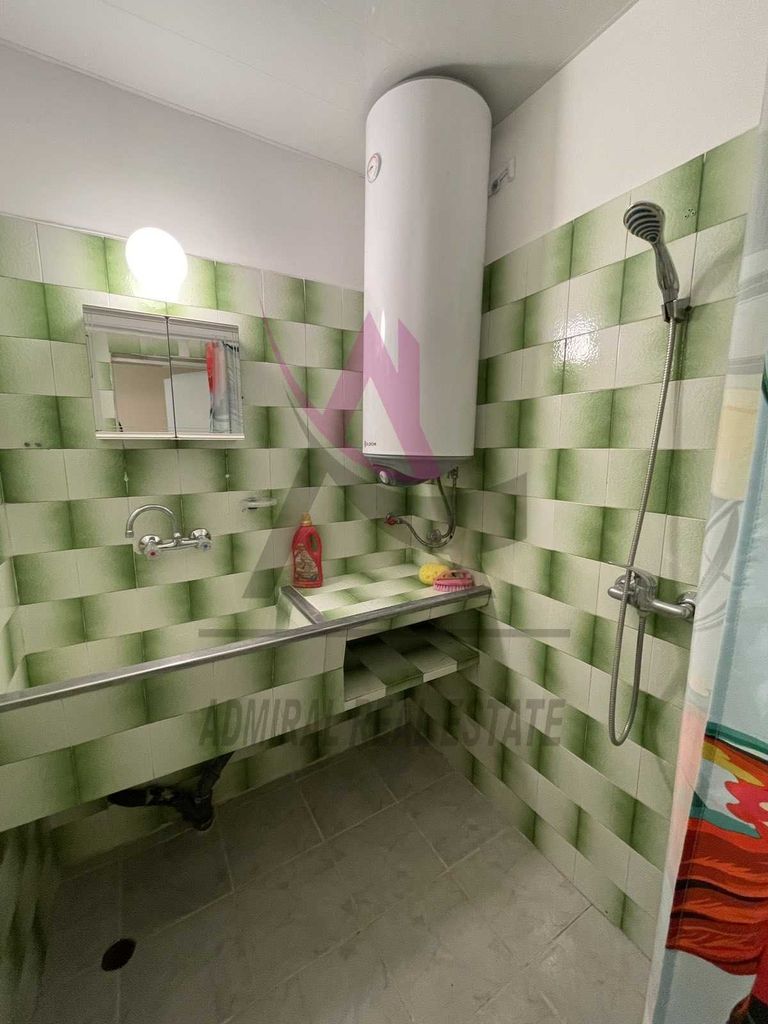 Дава се под наем Тристаен апартамент в Варна, Левски - 78 кв.м за 350 € - Снимка #6