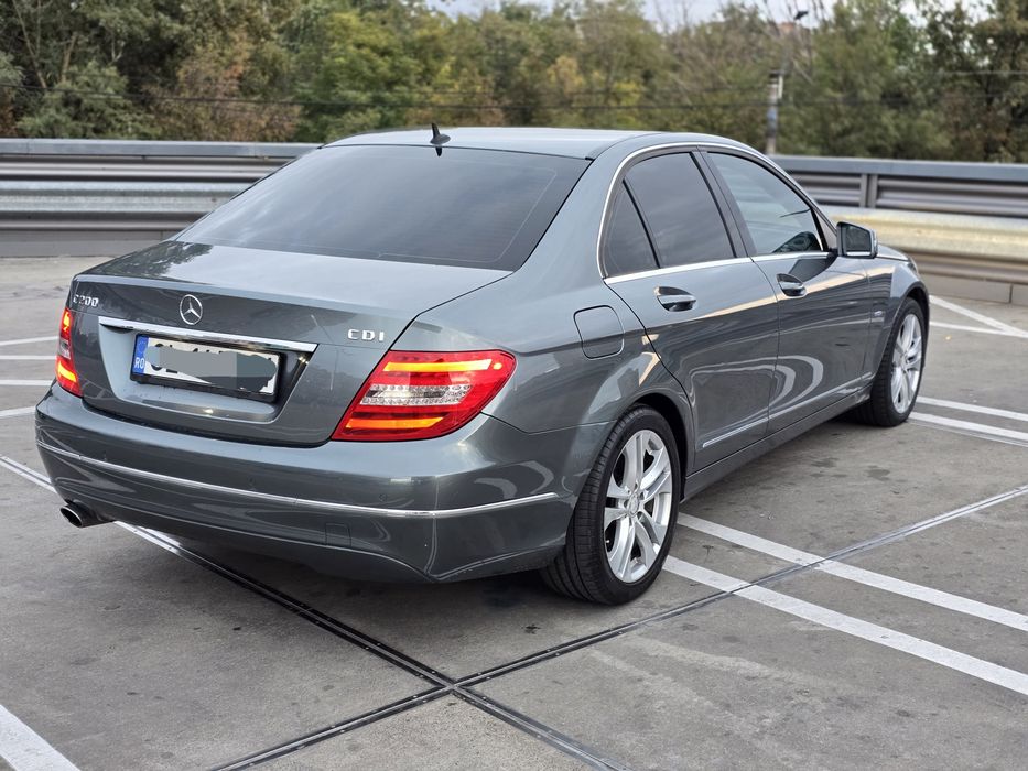 Mercedes Benz C200,160cp, automat (7Gtronic)