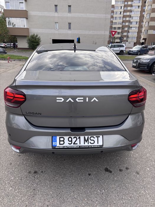 Dacia Logan 12.2024, 30.000km Varianta Journey + Unic proprietar P.j.