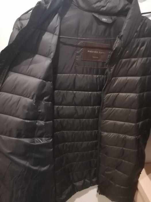 Разпродажба на мъжки дрехи и обувки