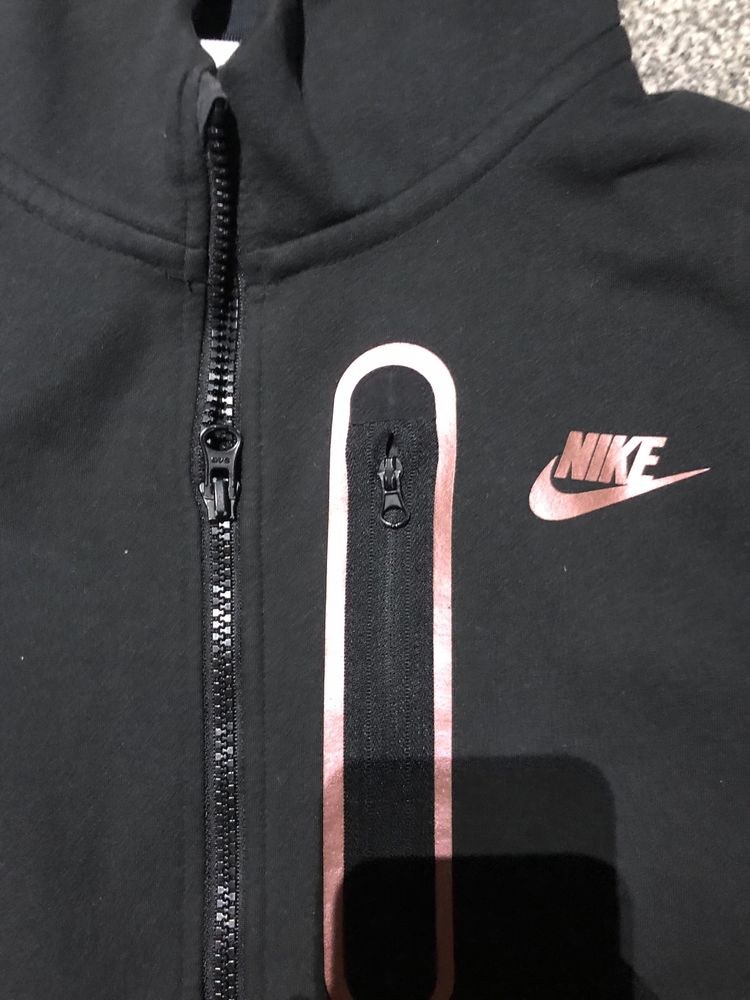 Nike tech fleece 2022