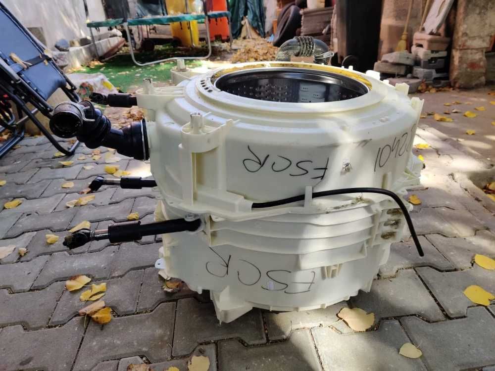 cuva completa masina de spalat whirpool FSCR 10428