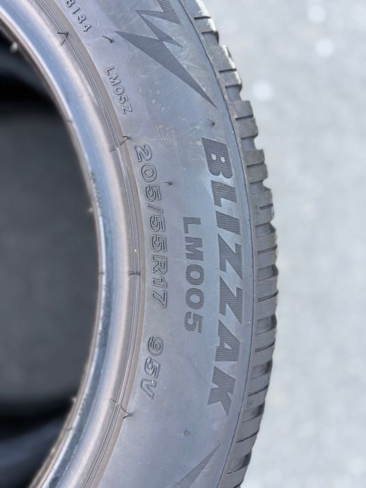 205 55 17 Bridgestone, stare foarte bună!