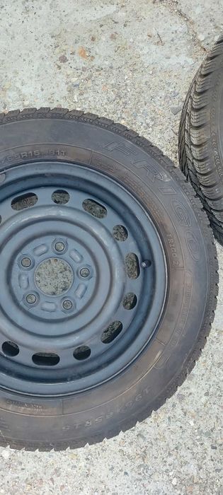 Железни джанти 15" с нови зимни гуми за Мазда 5 2010г