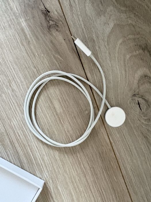 Apple Watch Series 9 45 mm – ca nou, preț negociabil