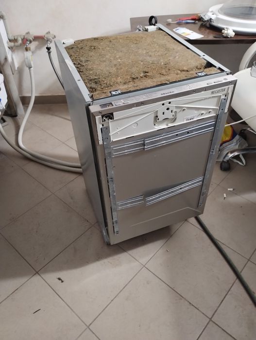 Съдомиялна Miele 45 см Пълно Вграждане