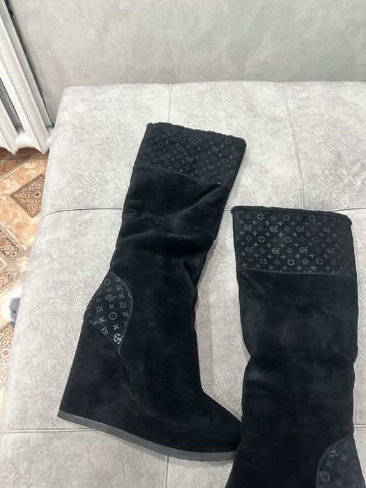 Продам зимние сапоги