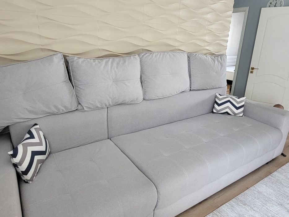 Продаю диван в отличном состоянии