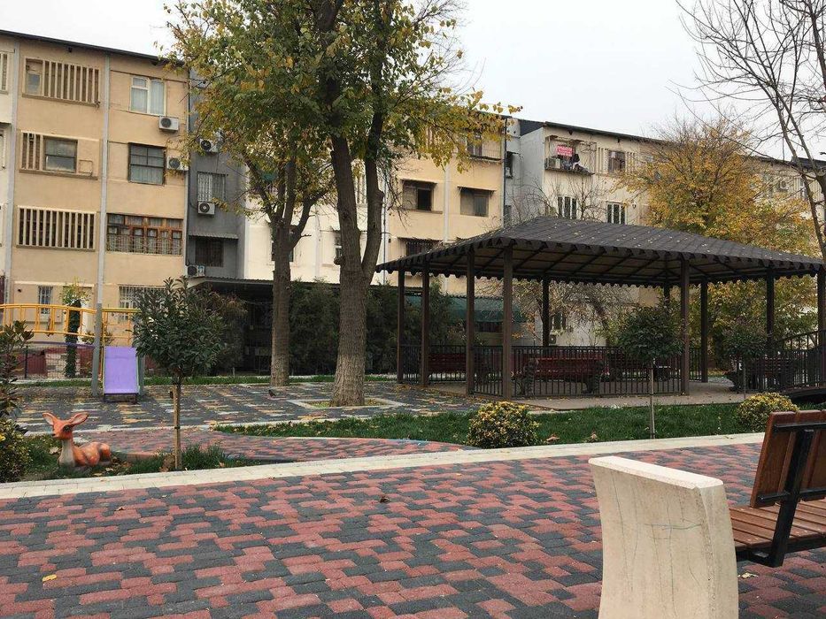 СРОЧНО !! Продается квартира в Яшнабаде 1/1/4 (17,5 кв/м) Авиасозлар 1