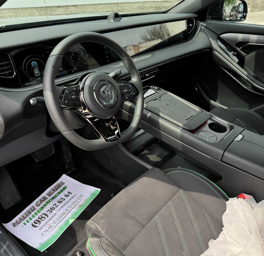 Voyah free Apollo tech 4AWD qorga qora