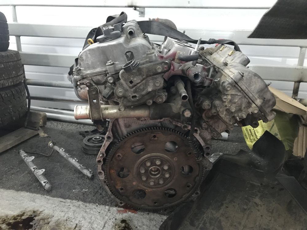 Продам б/у двигатель 1MZ FE 4WD