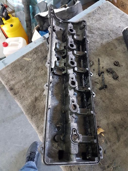 Капак Клапани Mercedes 320 CDI 197к.с. S-класа Е-класа W220 W210