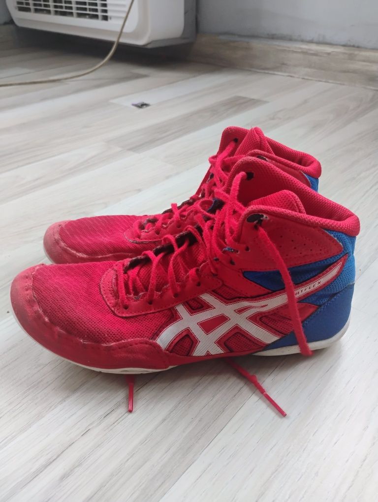 Борцовки   ASICS 39