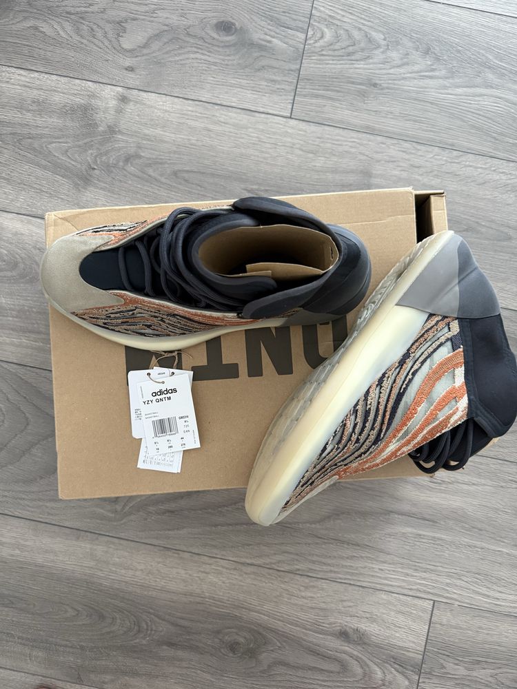 Adidas Yeezy Quantum