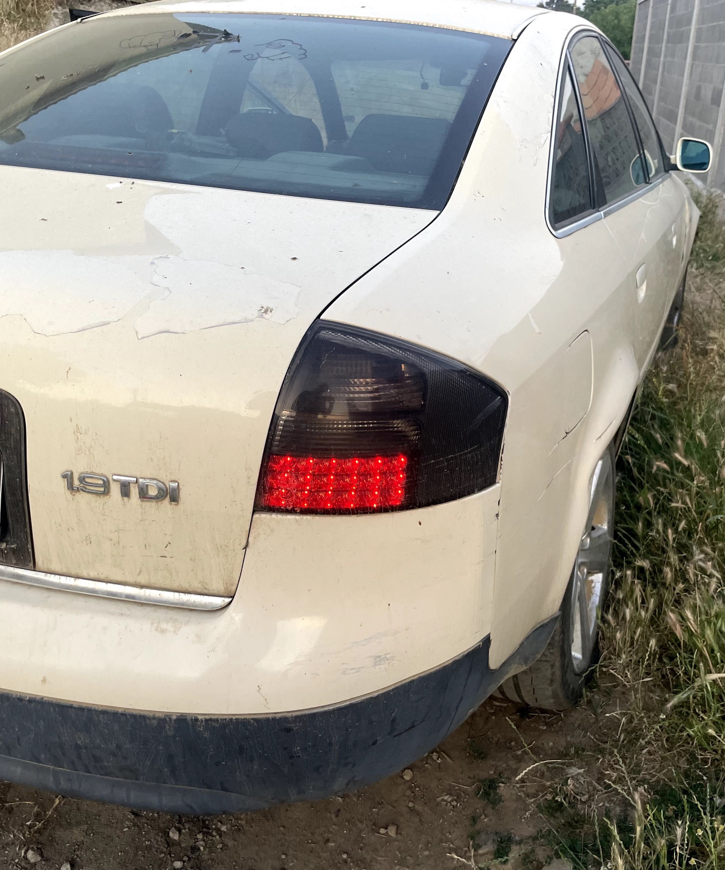 Audi A6 C5 2000 на части