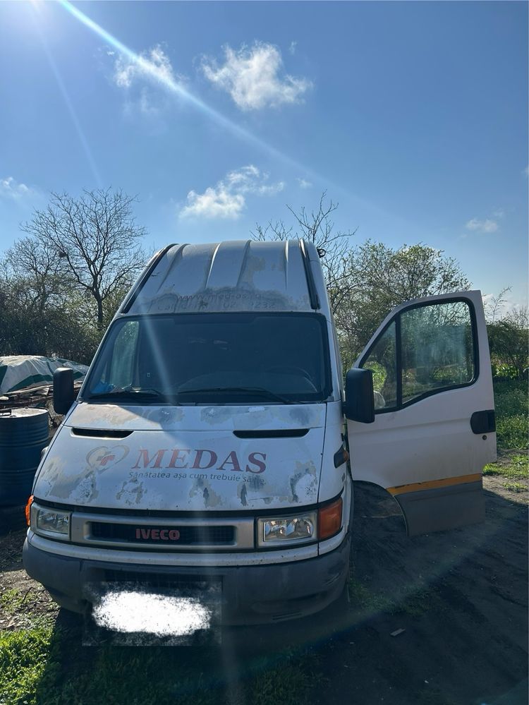 Vand / Dezmembrez Iveco Daily 2.8 diesel