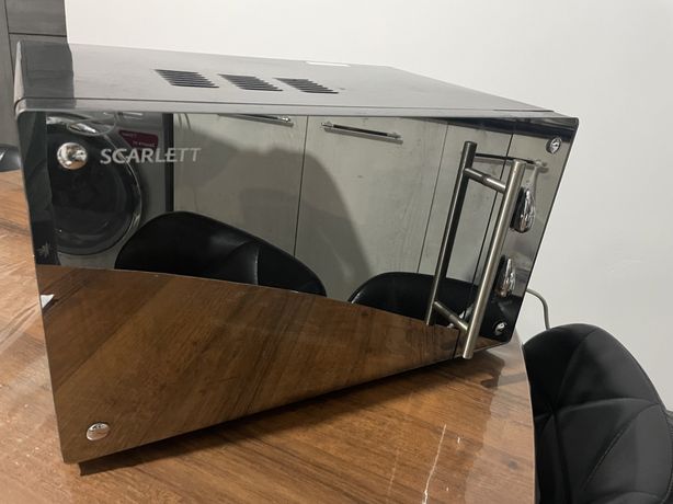 Микроволновая печь Scarlett SC-2000