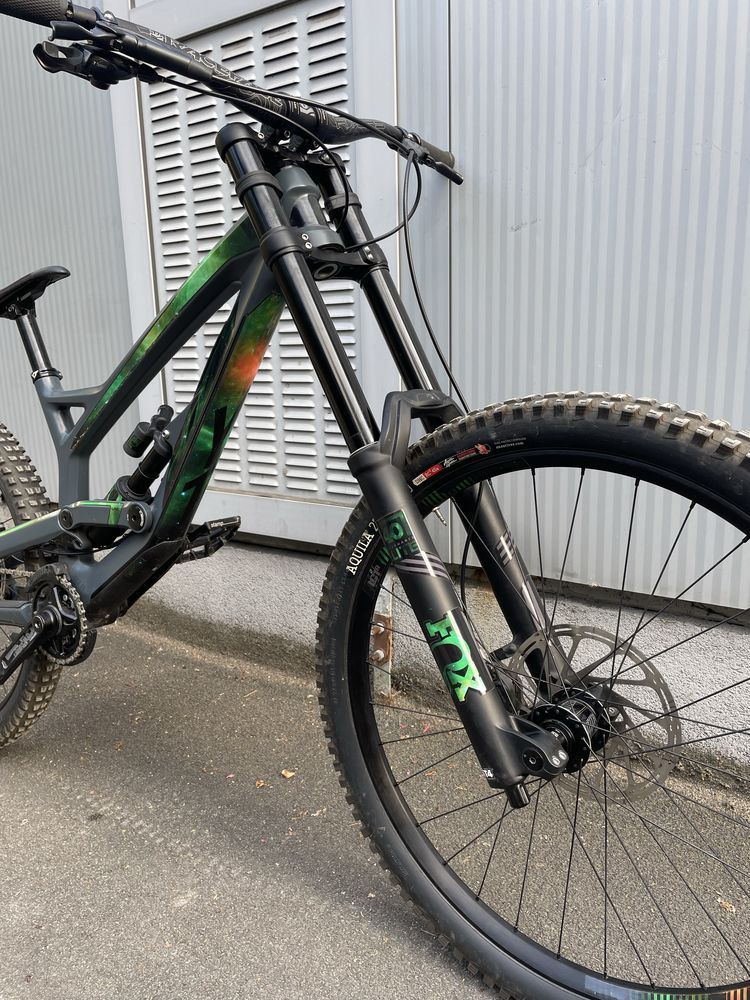 YT Tues CF Pro 2018