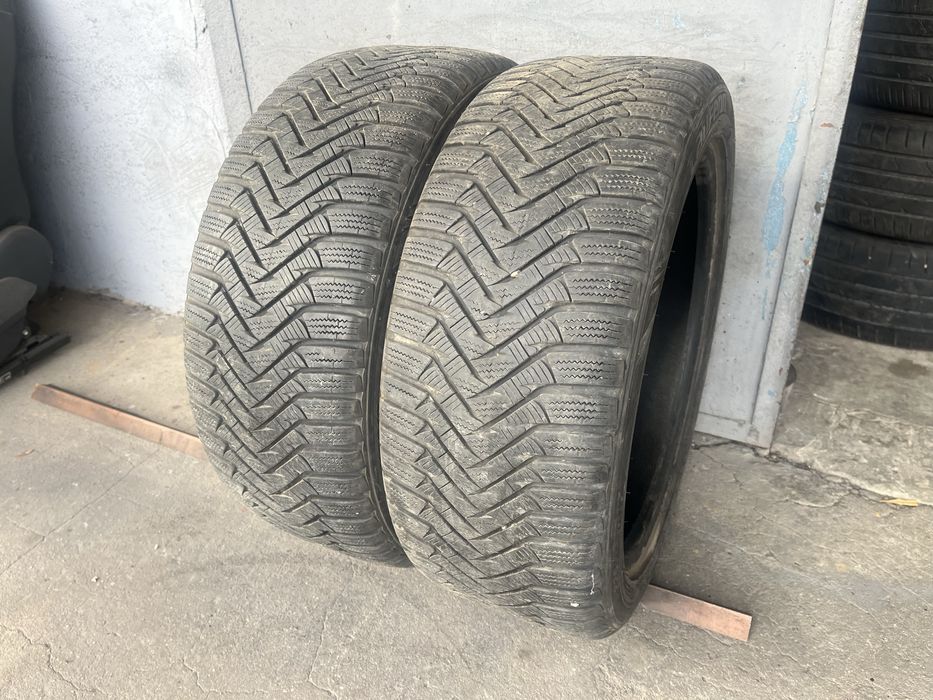 2 бр. зимни гуми 225/45/17 Laufen DOT 3121 5/6 mm