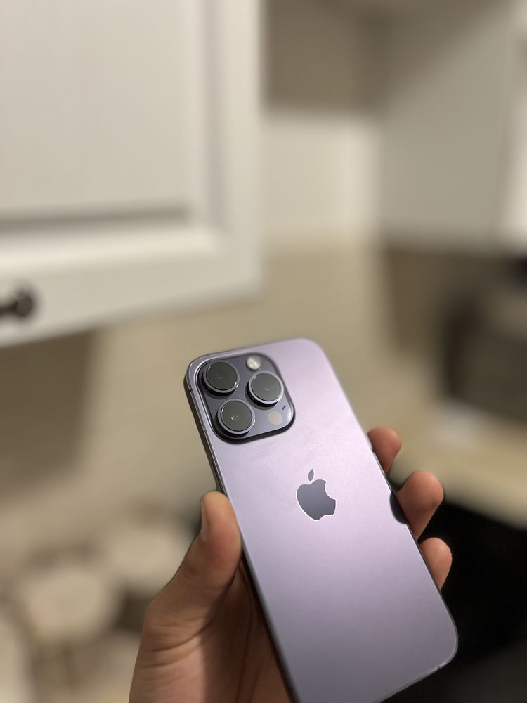 iPhone 14 про