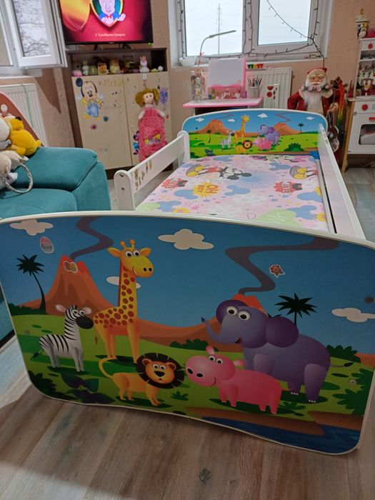 Vând pat copii junior,ptr camera copilului