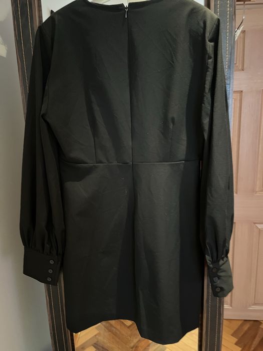 Черна рокля Зара М