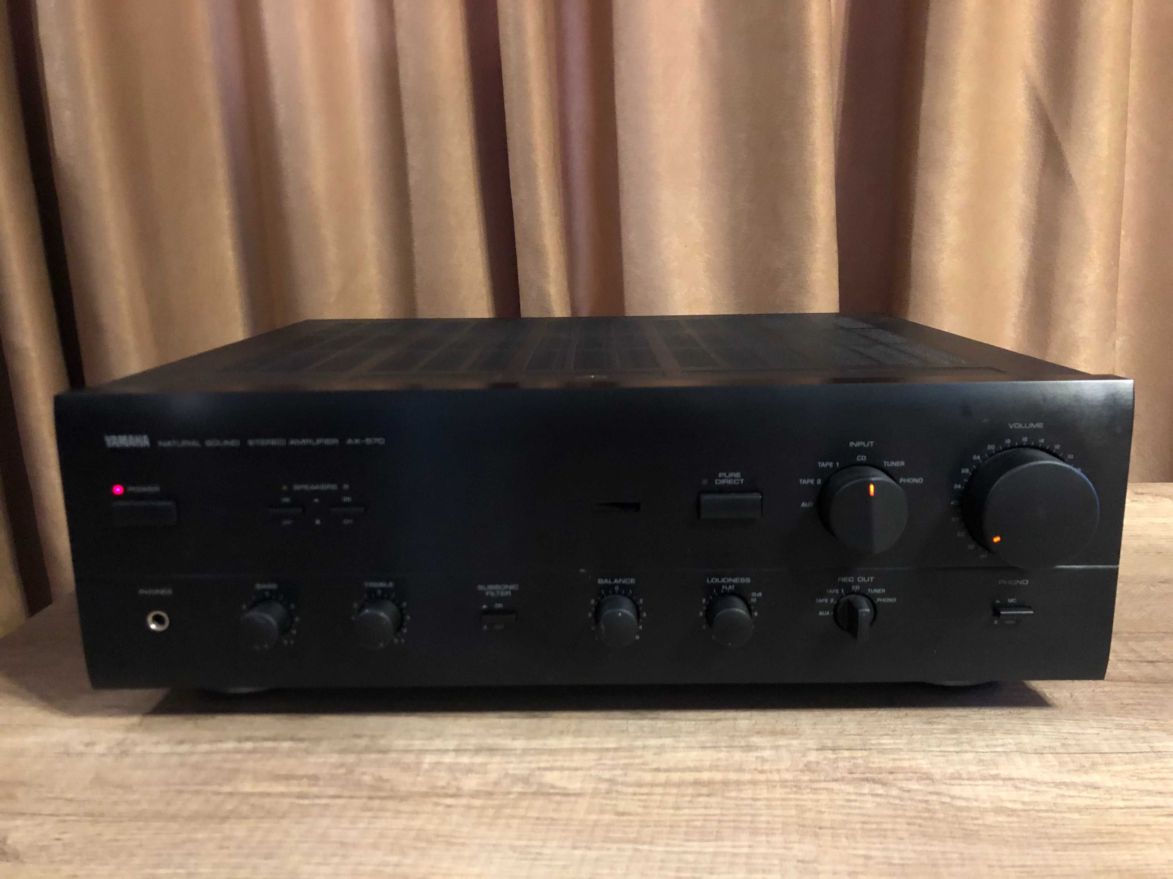 Yamaha AX-570 amplificator stereo
