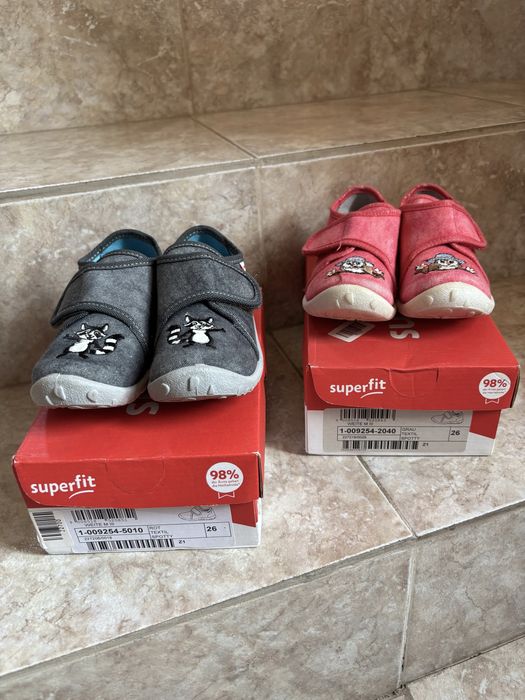 пантофи Superfit 26 - 15 лв за брой
