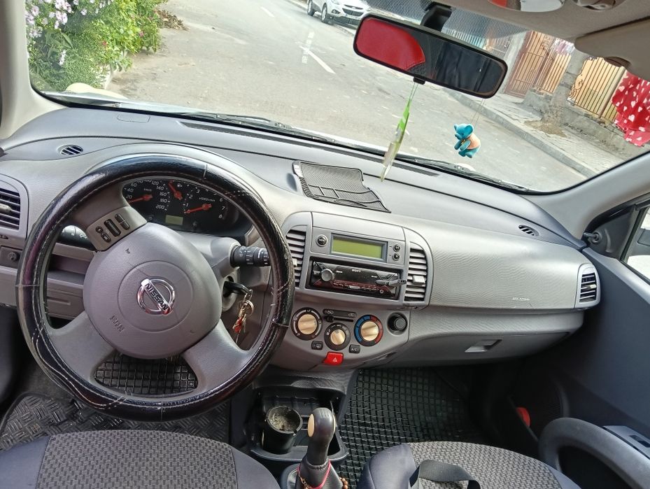 Vând Nissan micra k12 B