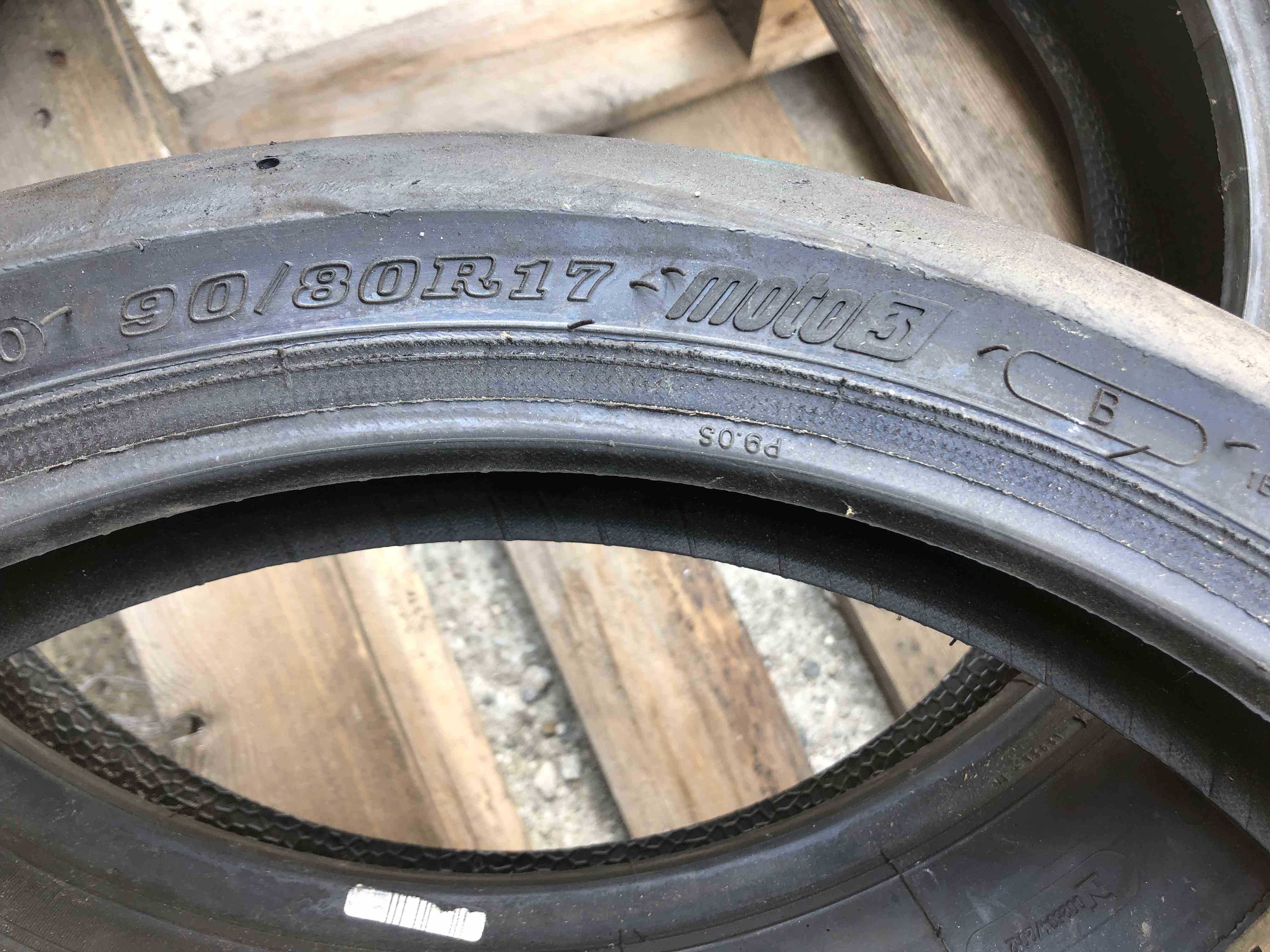 Anvelopa Vara 90/80 R17 DUNLOP Moto 3 - 518