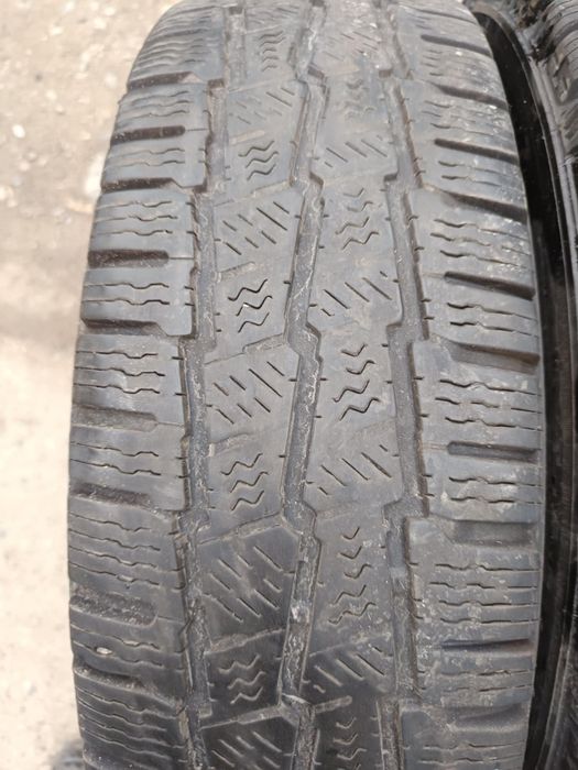 195/75/16 C. 2броя  Michelin Agilis Alpin.Гумите са в много добро съст