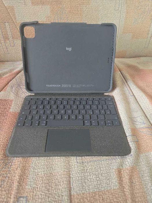 Husa tastatura Logitech FOLIO Touch pentru iPad Pro/Air 11'' inch, Gri