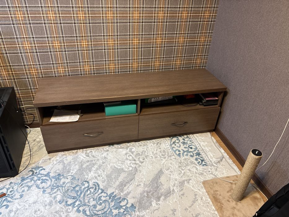 Продается подставка под телевизор