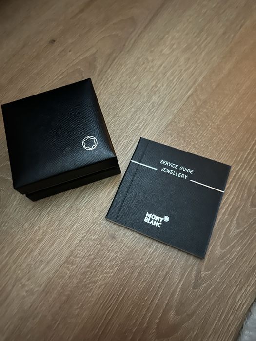 Butoni barbat Mont Blanc