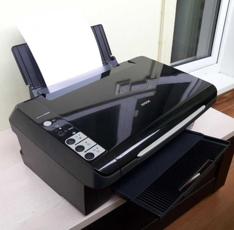 Струйный цветной МФУ принтер EPSON CX4300