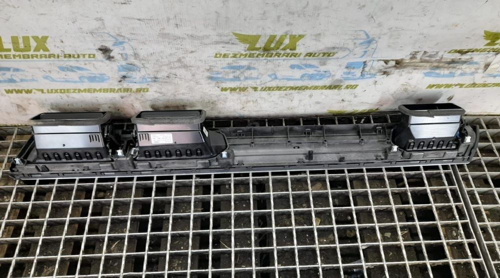 Gura ventilatie bord fata 4K1820902 Audi A6 C8 [2018 - 2020] 2.0 DKNA